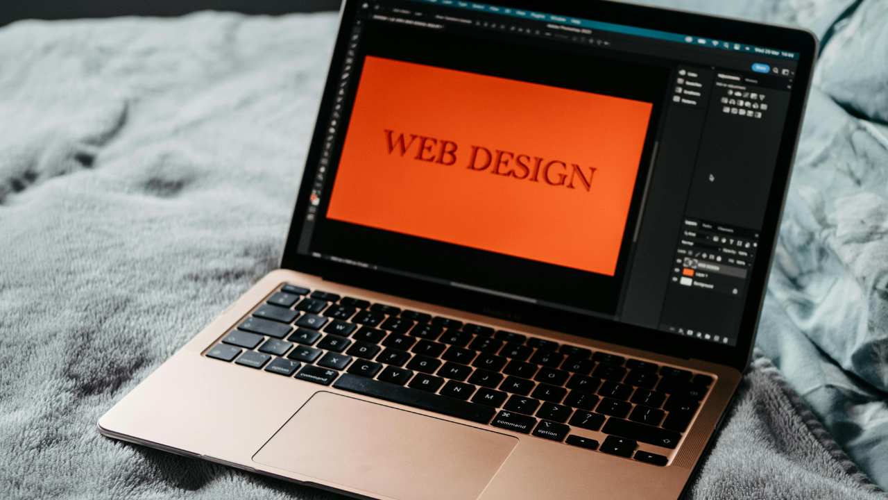 Clothing Store Website Designing in Delhi