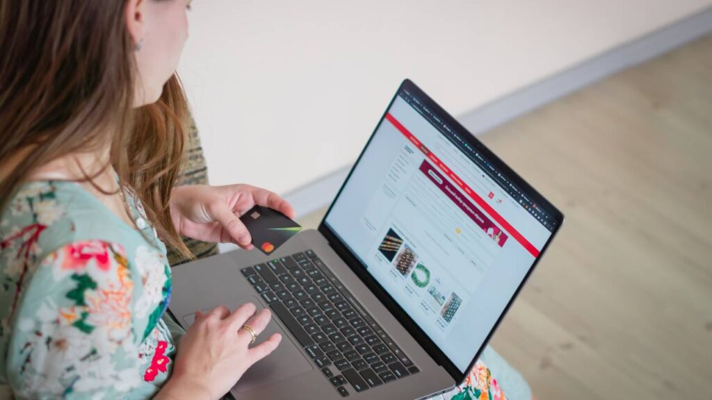 Online Course Website (LMS) Designing in Delhi